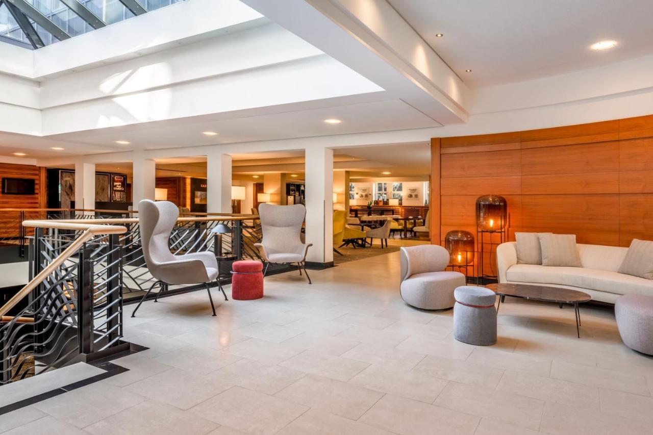 Cologne Marriott Hotel Bagian luar foto The lobby of the hotel